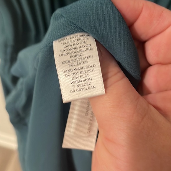 Loft Dress - Picture 5 of 5